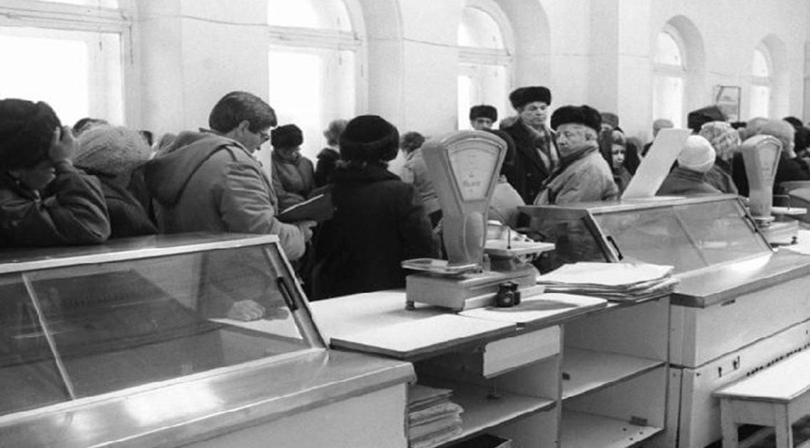 Дефицит в СССР: что было, чего не было и как жили