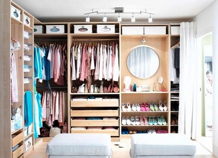 Как обустроить гардеробную: 21 идея для обычных и самых маленьких комнат